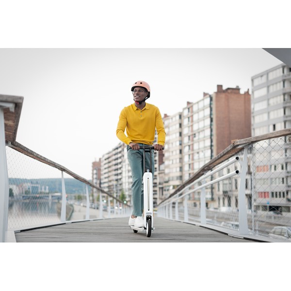 ninebot-by-segway-air-t15e-20-kmh-negro-blanco-11.jpg