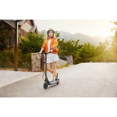 ninebot-by-segway-e10-16-kmh-negro-azul-8.jpg