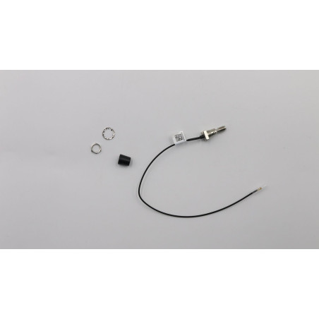 Bendable SMA cable with gap