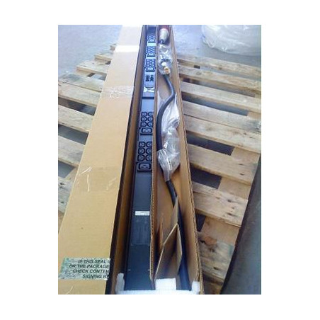 APC NetShelter Metered Rack
