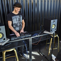 Hercules Inpulse 500 DVS (Sistema de vinilo digital) para sc | APLIUM