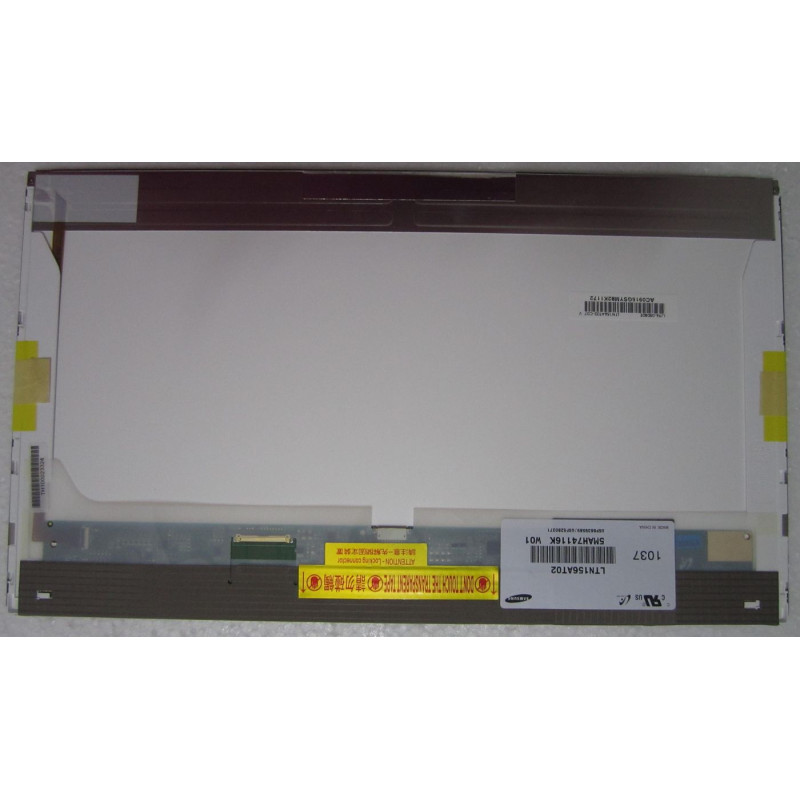 15,6" LCD HD Matte