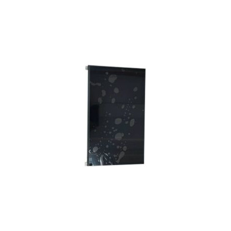 15.6" Full HD LCD screen