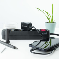 Cargador de Pared TooQ TQWC-1S01/ 1xUSB/ 12W/ Negro | APLIUM