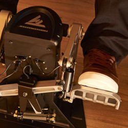 Thrustmaster TPR Rudder Negro, Plata USB Simulador de Vuelo | APLIUM