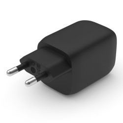 Belkin BoostCharge Pro Universal Negro Corriente alterna Int | APLIUM