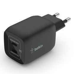 Belkin BoostCharge Pro Universal Negro Corriente alterna Int | APLIUM