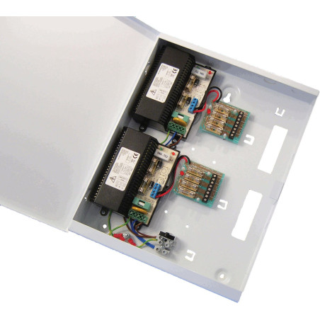 12V dc 8A Vision Range Boxed | APLIUM