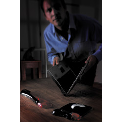 REPOSAMU#ECAS Teclado Duo Gel Color Rojo Y Negro | APLIUM