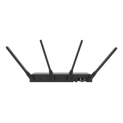 MikroTik RB4011IGS+5HACQ2HND-IN — vista 3