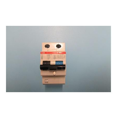 Breaker 2Ccl562110E0104