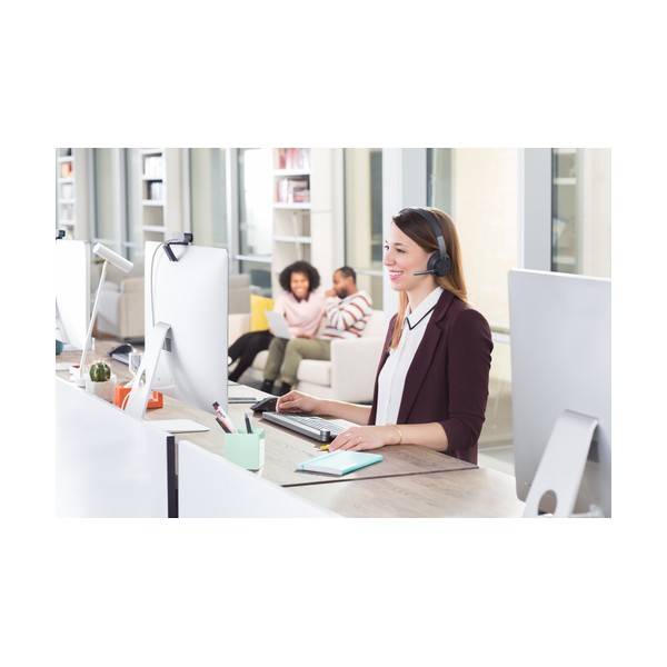 Zone Wireless UC Headset