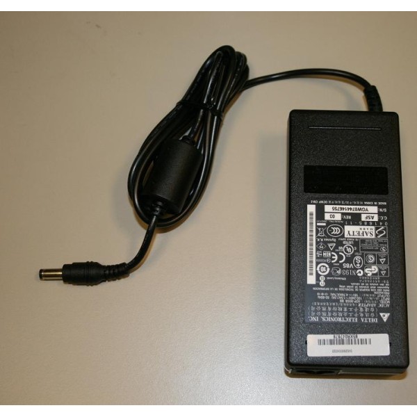 AC Adapter 90W 3-pin 19V 4.74A