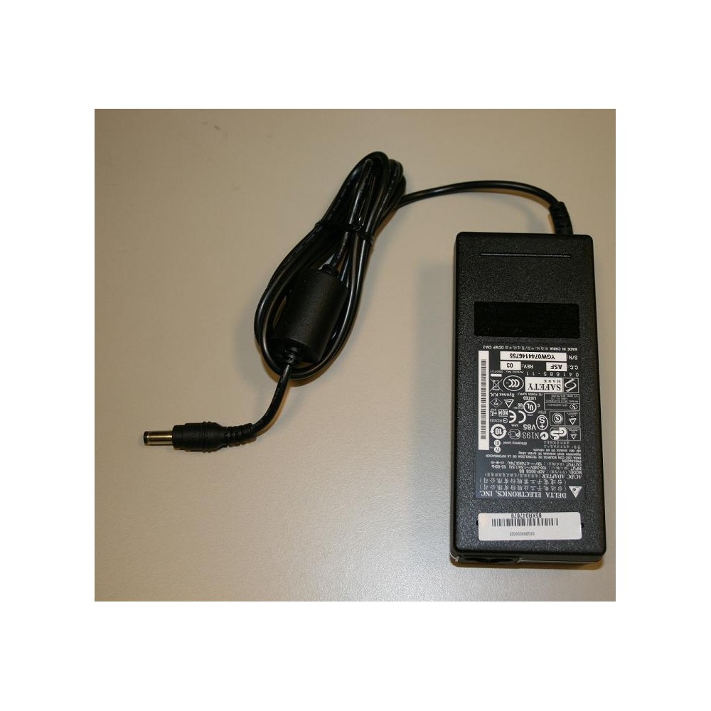AC Adapter 90W 3-pin 19V 4.74A AC Adapter 90W 3-pin 19V 4.74A
