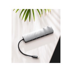 USB-C 8K Display Dock
