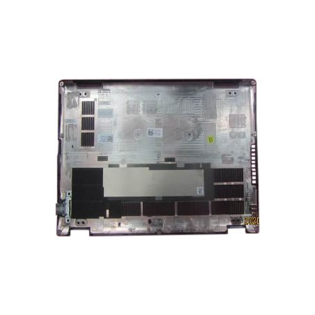 Bottom base cover with WWAN