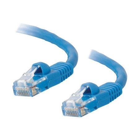 C2G Cat5e Booted Unshielded (UTP) Network Patch Cable - Cable de inter