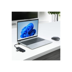 StarTech.com 4-Port USB-A Hub, 5Gbps, Bus Powered, Small Travel Mini H