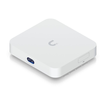Powerful multi-WAN UniFi Cloud Gateway w