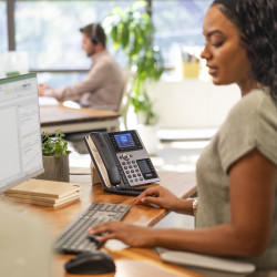 Poly Edge E450 IP Phone And Poe-enabled | APLIUM