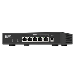 qnap-unmanaged-switch-5-ports-2-5gbps-rj45-3.jpg