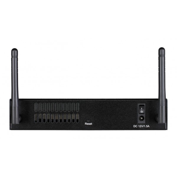 d-link-wireless-n-router-8-rj45-ge-2.jpg
