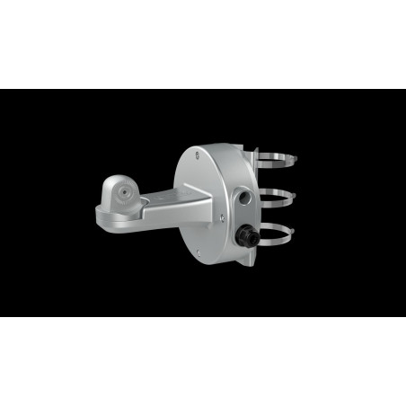 Horizontal pole mount