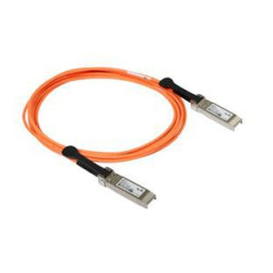 Active patch cable with 2