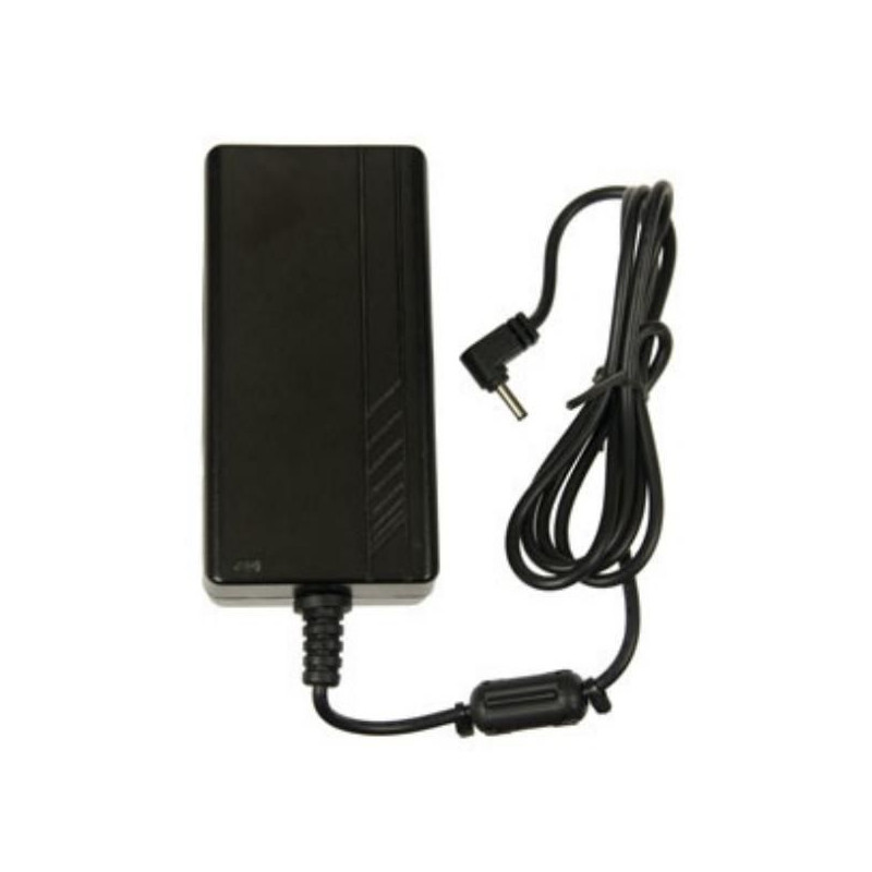 AC adapter 110-240V