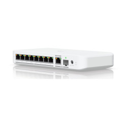 Flexible 8-port 2.5G PoE++switch with