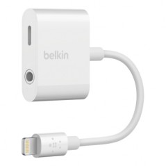 belkin-3-5mm-audio-charge-rockstar-4-wht-1.jpg